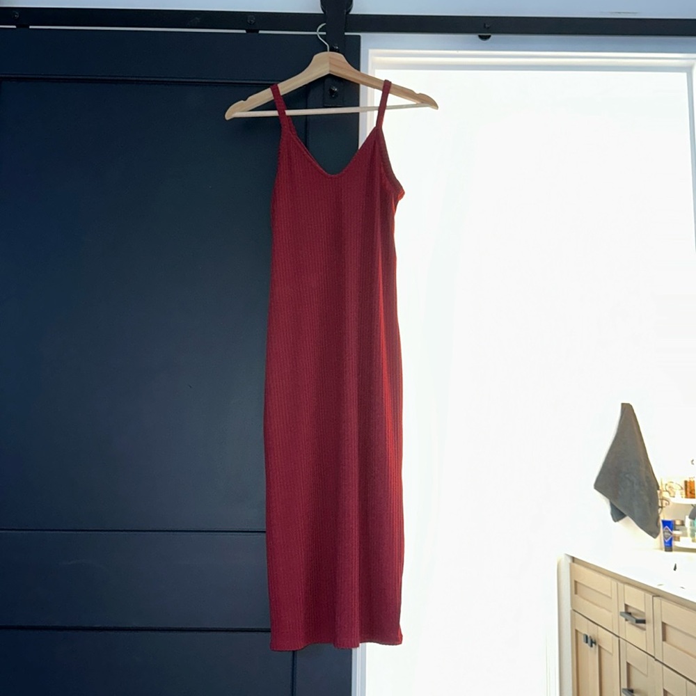 Abercrombie & Fitch Slit Midi Knit Dress